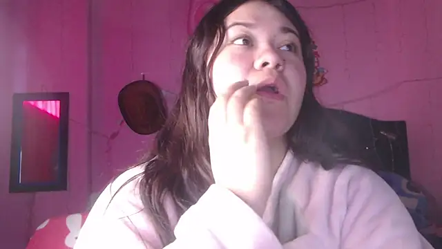 NikkiRous  online show from 10/14/25, 12:28