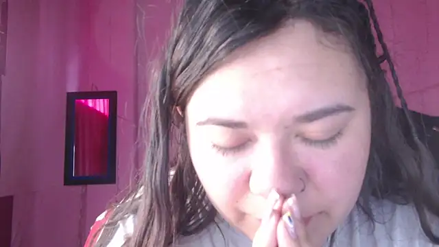 NikkiRous  online show from 10/20/25, 12:27