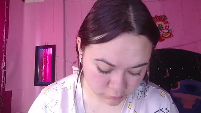 NikkiRous  online show from 11/28/25, 01:03