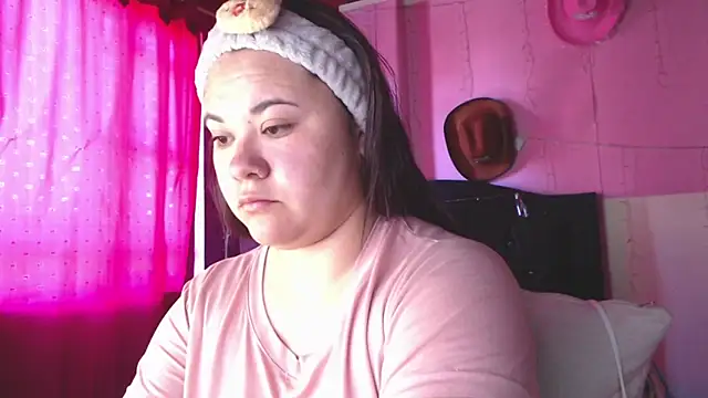 NikkiRous  online show from 02/28/26, 12:28