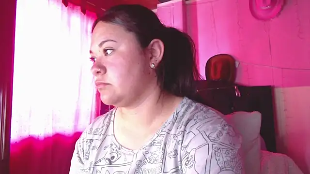 NikkiRous  online show from 03/26/26, 04:56