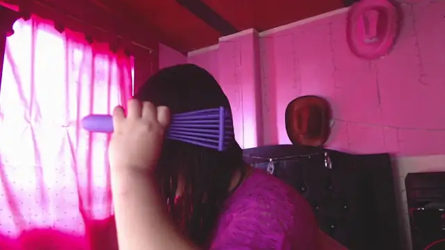 NikkiRous  online show from 05/26/26, 01:29