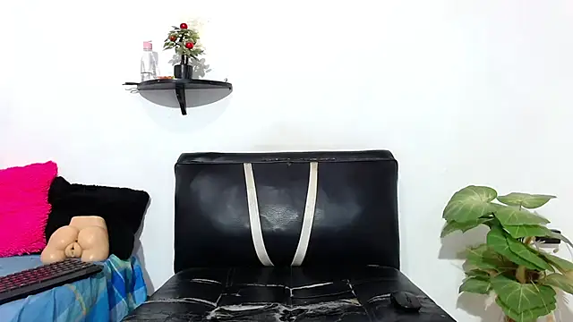 Snapshot of Martin_fiif chatting on 07/27/26, 03:02 Martin fiif online show from 07/27/26, 03:02