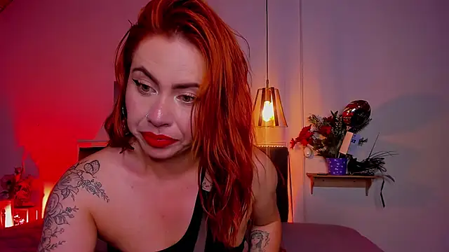 Snapshot of Dulce_charlottee chatting on 12/27/24, 10:48 Dulce charlottee online show from 12/27/24, 10:48