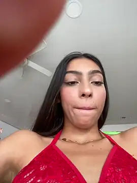 Snapshot of Ema_azel chatting on 12/13/24, 05:54 Ema azel online show from 12/13/24, 05:54