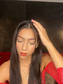 Snapshot of Ema_azel chatting on 01/09/25, 01:35 Ema azel online show from 01/09/25, 01:35