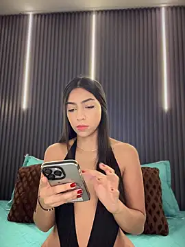 Ema azel online show from 12/16/25, 01:38