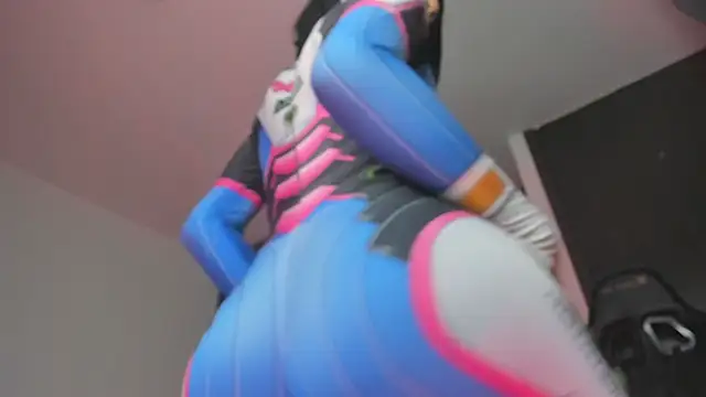 evaevanscute online show from 02/25/25, 02:22