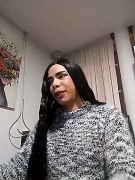 Giorgina Parado online show from 09/23/25, 12:35