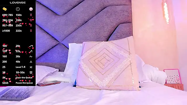 Snapshot of AilishBenson chatting on 09/26/25, 09:08 AilishBenson online show from 09/26/25, 09:08