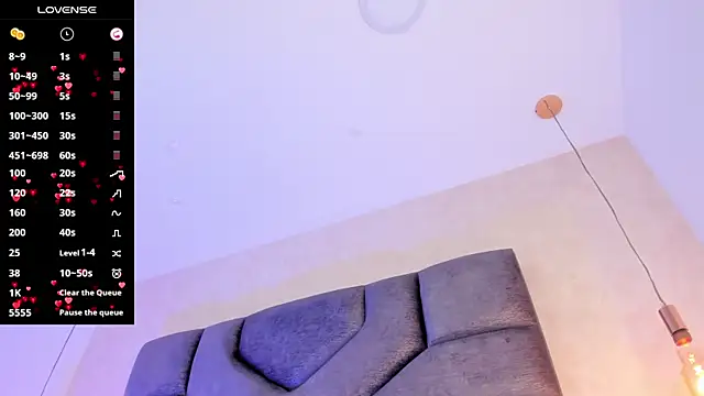 Snapshot of AilishBenson chatting on 10/17/25, 07:49 AilishBenson online show from 10/17/25, 07:49