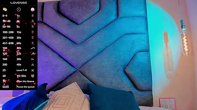 Snapshot of AilishBenson chatting on 11/06/25, 07:26 AilishBenson online show from 11/06/25, 07:26