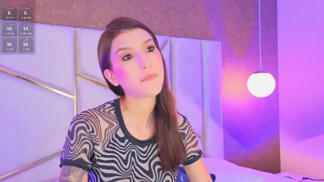 AilishBenson online show from 04/22/26, 07:37