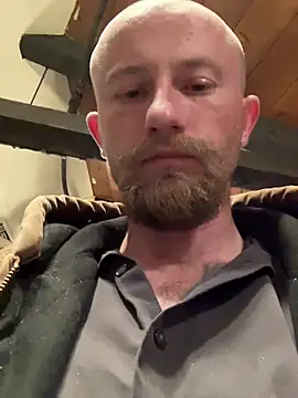 BIGWHITECOCKDOC36 online show from 12/31/24, 11:31