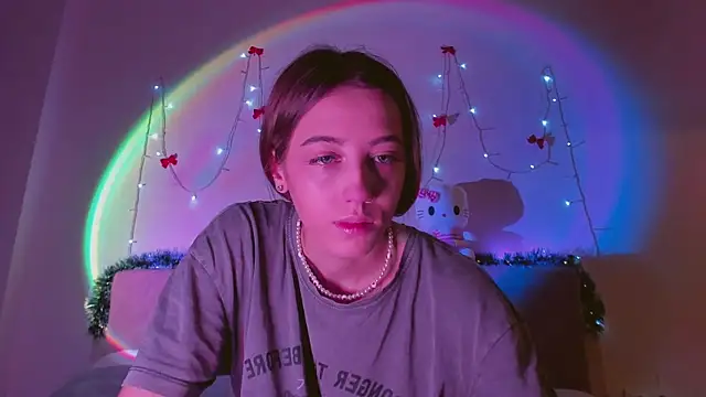 Snapshot of MelodyElf chatting on 01/22/25, 02:56 MelodyElf online show from 01/22/25, 02:56