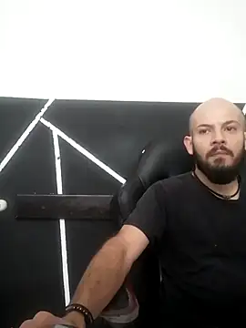 Snapshot of toro_franco chatting on 01/08/25, 01:20 toro franco online show from 01/08/25, 01:20