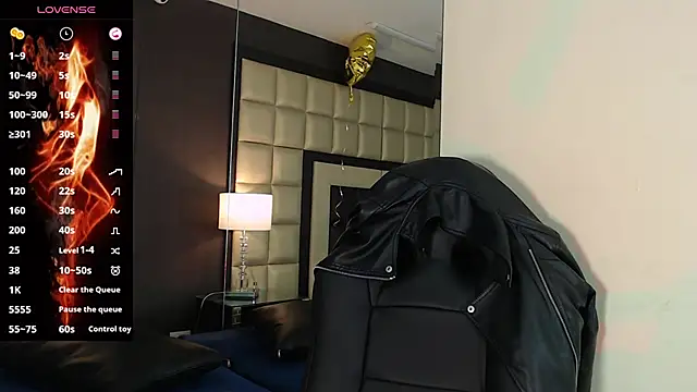 Snapshot of EvaaFoxxy1 chatting on 01/28/25, 01:16 EvaaFoxxy1 online show from 01/28/25, 01:16