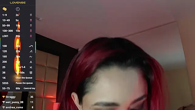 Snapshot of EvaaFoxxy1 chatting on 02/26/25, 06:32 EvaaFoxxy1 online show from 02/26/25, 06:32