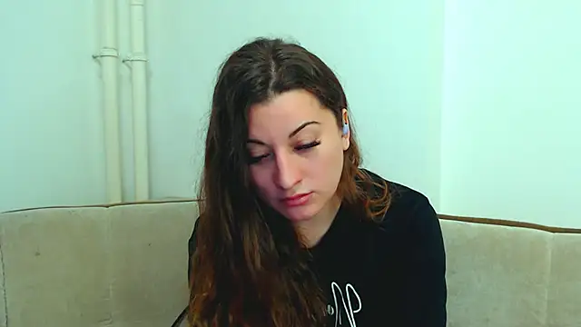 Helen Adams  online show from 12/23/24, 07:38