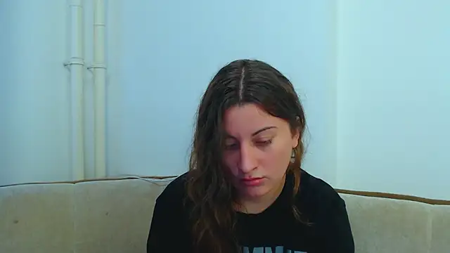 Helen Adams  online show from 02/10/25, 01:22