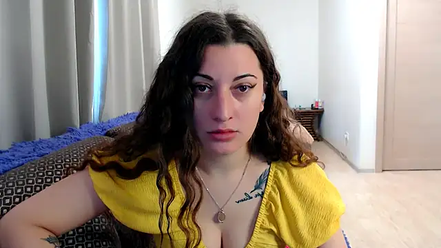 Helen Adams  online show from 05/13/26, 05:27