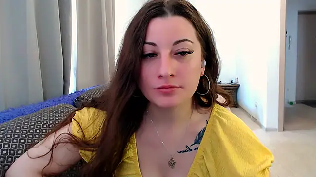Helen Adams  online show from 06/08/26, 06:47