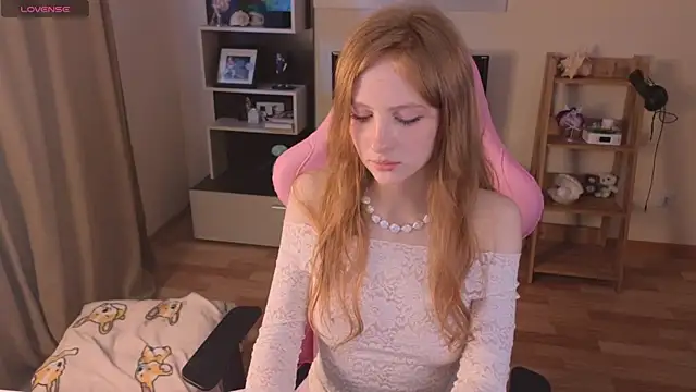 rara ruru online show from 03/16/25, 06:42