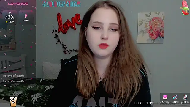 Snapshot of Crystal_Chris chatting on 03/07/25, 10:32 Crystal Chris online show from 03/07/25, 10:32