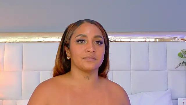 KateVenegas online show from 03/08/26, 02:15