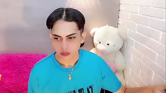 Daniela Pink  online show from 01/14/26, 07:41