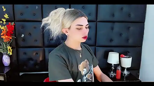 Daniela Pink  online show from 02/26/26, 06:51