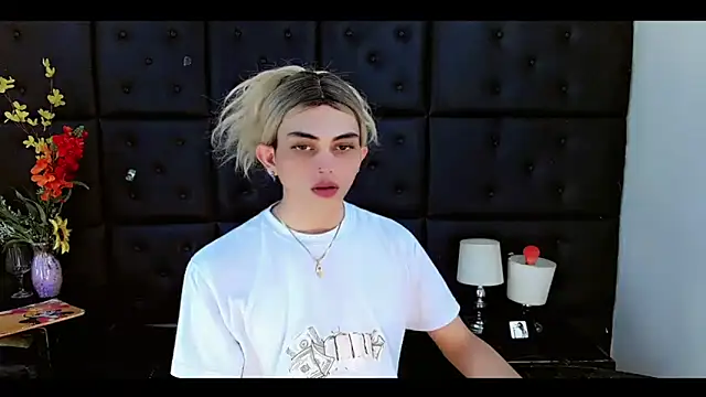 Daniela Pink  online show from 03/02/26, 07:21