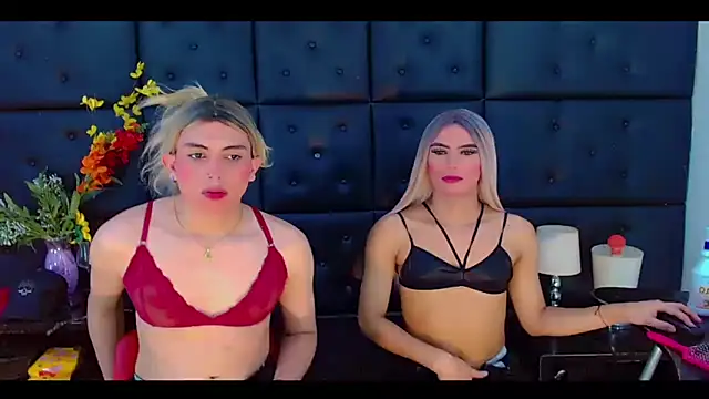 Daniela Pink  online show from 03/10/26, 08:14