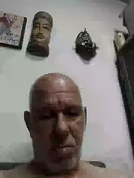 Snapshot of FabiQuilmes chatting on 01/02/25, 12:45 FabiQuilmes online show from 01/02/25, 12:45