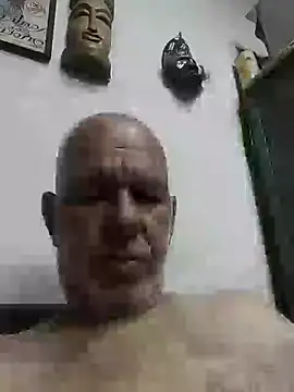 Snapshot of FabiQuilmes chatting on 01/03/25, 12:11 FabiQuilmes online show from 01/03/25, 12:11