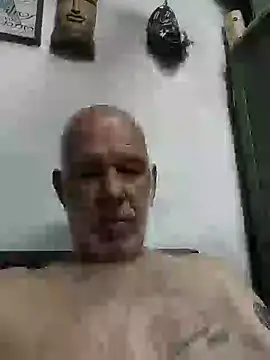 Snapshot of FabiQuilmes chatting on 01/25/25, 12:05 FabiQuilmes online show from 01/25/25, 12:05