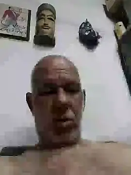 Snapshot of FabiQuilmes chatting on 02/01/25, 12:37 FabiQuilmes online show from 02/01/25, 12:37