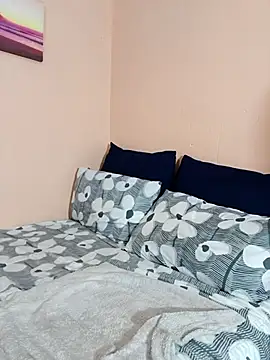 Fantasy1976 online show from 01/10/26, 07:04