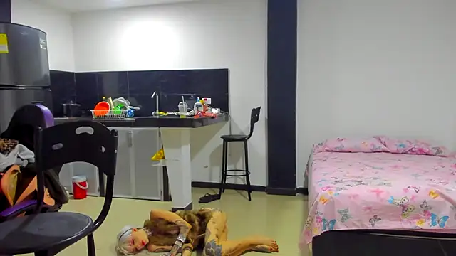 barbara anal squirt  online show from 03/19/25, 05:08