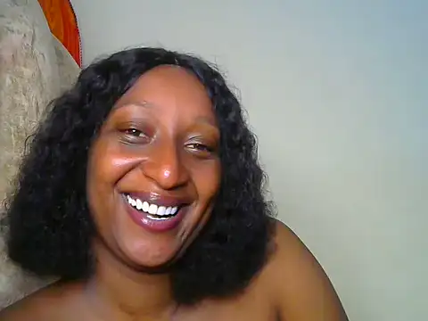 Snapshot of CarlaBeckky chatting on 02/14/25, 12:09 CarlaBeckky online show from 02/14/25, 12:09