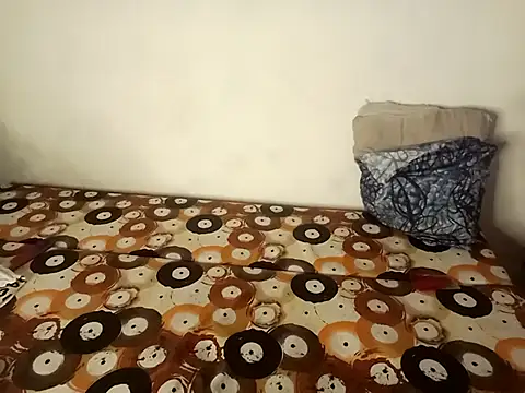 shuhana  online show from 09/15/25, 12:54