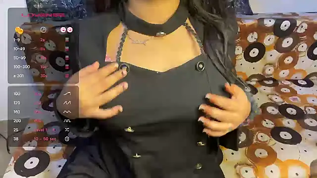 shuhana  online show from 05/28/26, 04:43