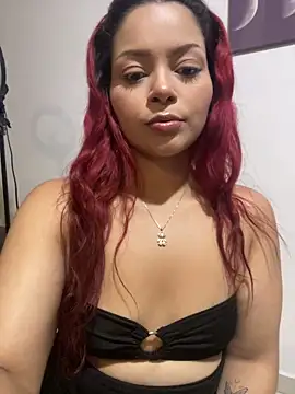 redgirlofficial online show from 05/13/26, 04:10