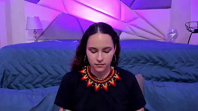 Snapshot of AnnyThompson_ chatting on 01/18/25, 11:44 AnnyThompson online show from 01/18/25, 11:44