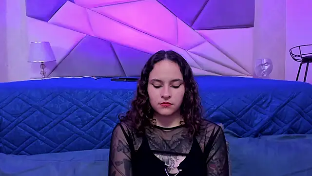 Snapshot of AnnyThompson_ chatting on 01/22/25, 01:31 AnnyThompson online show from 01/22/25, 01:31