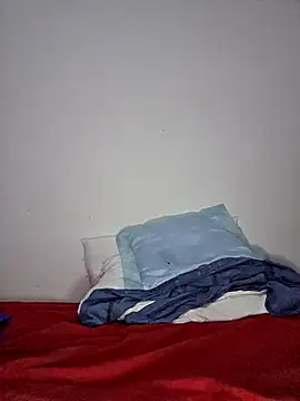 Snapshot of altinya chatting on 11/09/25, 09:24 altinya online show from 11/09/25, 09:24