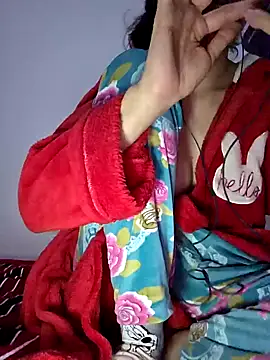 Snapshot of altinya chatting on 11/13/25, 09:14 altinya online show from 11/13/25, 09:14