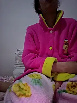 Snapshot of altinya chatting on 12/14/25, 08:02 altinya online show from 12/14/25, 08:02