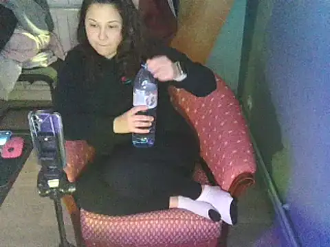 minette-sexy online show from 02/12/25, 09:01