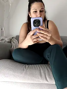 minette-sexy online show from 02/23/25, 09:05